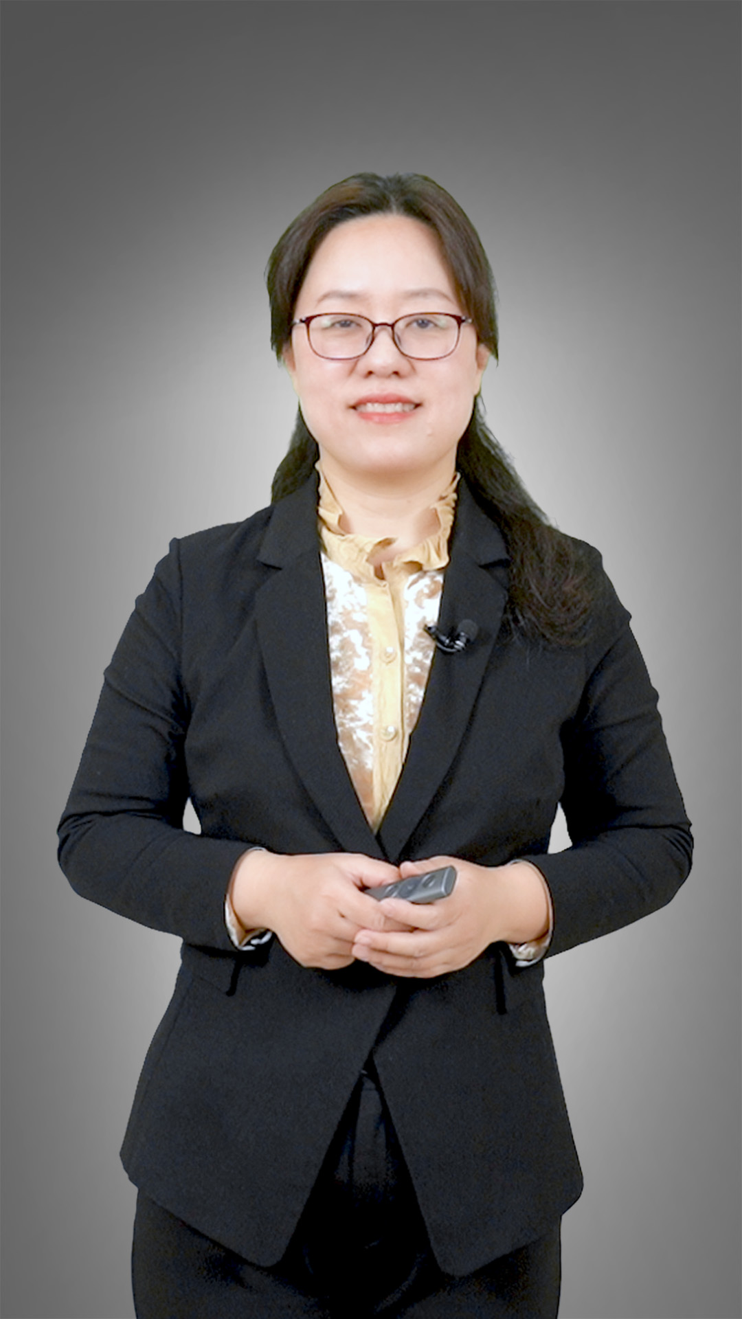 秦莹莹